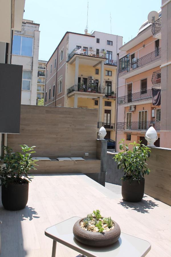 Residence Pola Catania Bagian luar foto